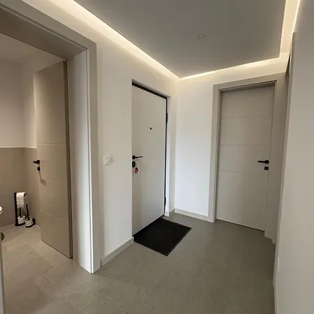 Delux Apartamento *