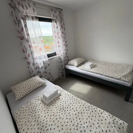 Delux Apartment *